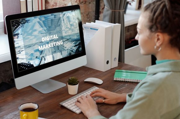 Digital Marketing Degree with Foundation Year: A Guide for Mature Students in Manchester
